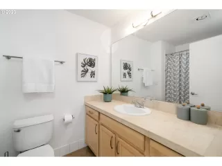 Photo #3: 23157994 Listing 