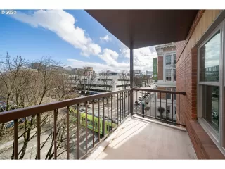 Photo #6: 23157994 Listing 