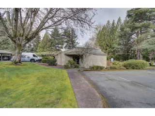 Photo #5: 23158197 Listing 