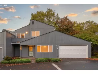 Photo #1: 23159472 Listing 