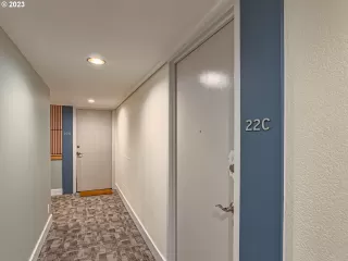 Photo #2: 23160304 Listing 