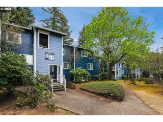 Photo #2: 23161295 Listing