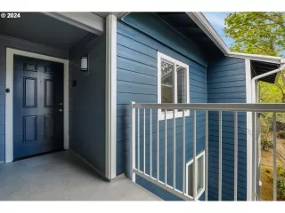 Photo #3: 23161295 Listing