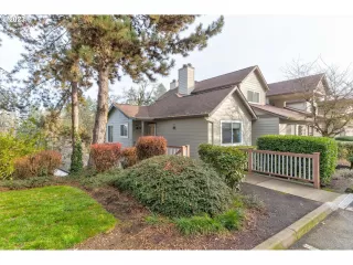 Photo #1: 23162583 Listing