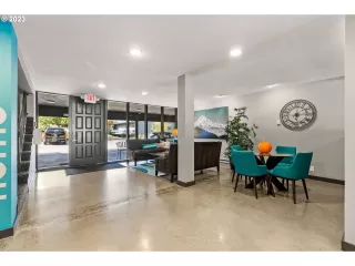 Photo #2: 23163224 Listing