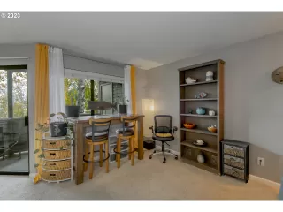 Photo #3: 23165379 Listing 