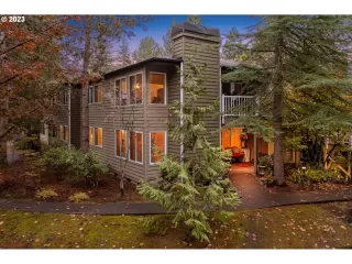 Photo #1: 23165391 Listing