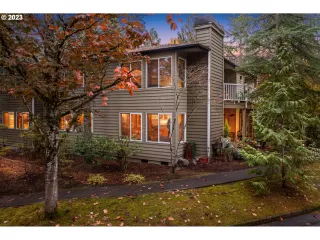 Photo #2: 23165391 Listing