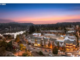 Photo #3: 23165391 Listing