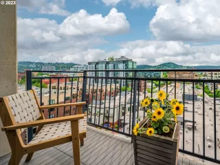 Photo #4: 23166112 Listing 