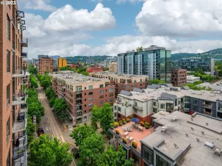 Photo #5: 23166112 Listing 