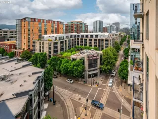 Photo #6: 23166112 Listing 