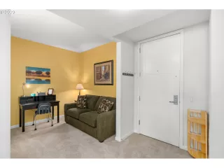 Photo #4: 23166986 Listing 