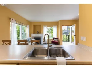 Photo #4: 23167021 Listing 