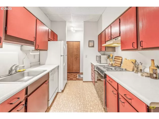 MLS: 23167844 Condo For Sale