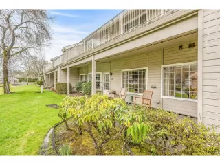 Photo #2: 23167844 Listing