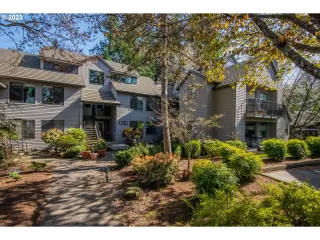 Photo #2: 23167980 Listing 