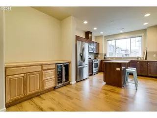 Photo #1: 23169191 Listing 