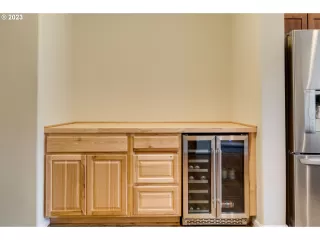 Photo #2: 23169191 Listing 