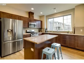 Photo #3: 23169191 Listing 