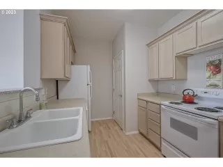 Photo #1: 23169397 Listing