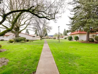 Photo #1: 23170046 Listing 