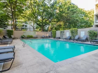 Photo #4: 23170226 Listing 