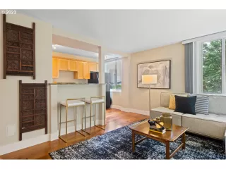 Photo #4: 23171051 Listing 