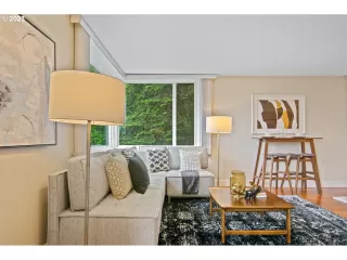 Photo #6: 23171051 Listing 