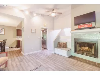 Photo #1: 23171084 Listing 