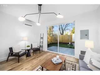 Photo #4: 23171445 Listing 