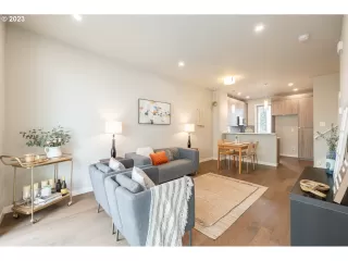 Photo #1: 23173063 Listing