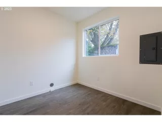 Photo #3: 23175029 Listing