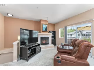 Photo #3: 23177703 Listing