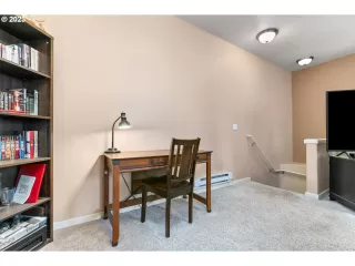 Photo #5: 23177703 Listing