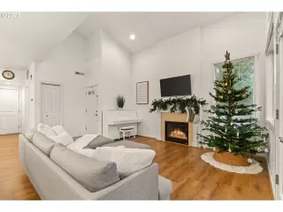 Photo #6: 23177876 Listing 