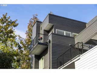 Photo #1: 23178706 Listing