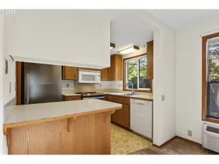 Photo #6: 23178862 Listing 