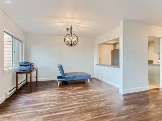 Photo #6: 23182319 Listing 