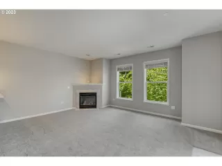 Photo #5: 23183426 Listing 