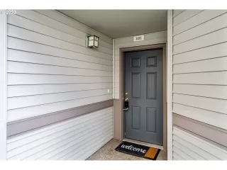 Photo #4: 23185263 Listing 