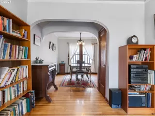 Photo #3: 23186595 Listing 