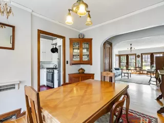 Photo #5: 23186595 Listing 