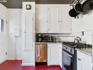 Photo #6: 23186595 Listing 