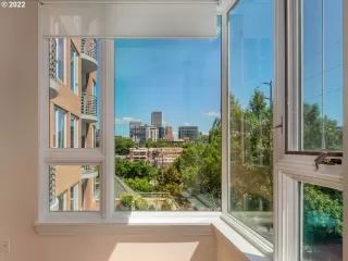 Photo #2: 23187899 Listing