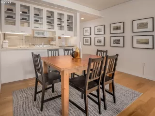 Photo #6: 23187899 Listing