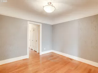 Photo #2: 23188046 Listing 