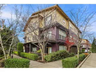 Photo #3: 23188088 Listing