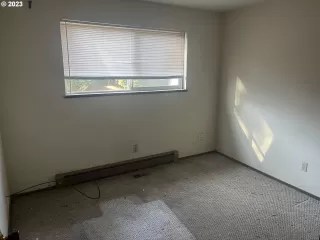 Photo #3: 23188511 Listing