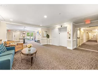 Photo #4: 23188927 Listing 